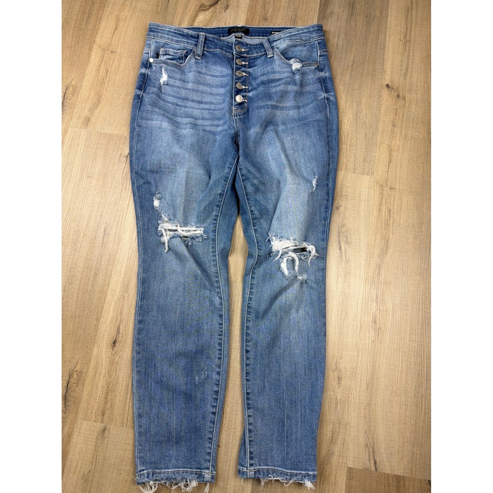 Judy Blue Boyfriend Distressed Button Fly Jeans Medium Wash Size 11 30 JB82238LT